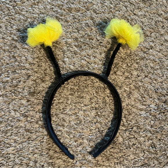 Bumble Beauty Bee Costume - Picture 5 of 6